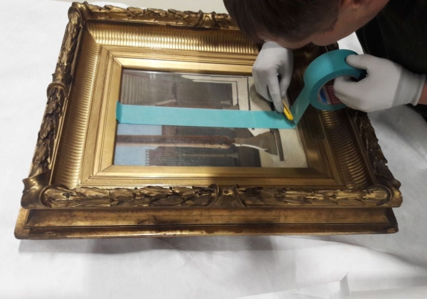 Подготовка и упаковка произведений искусства