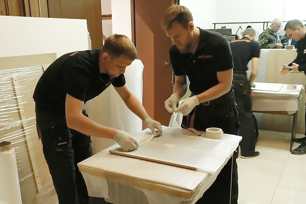 Подготовка и упаковка произведений искусства