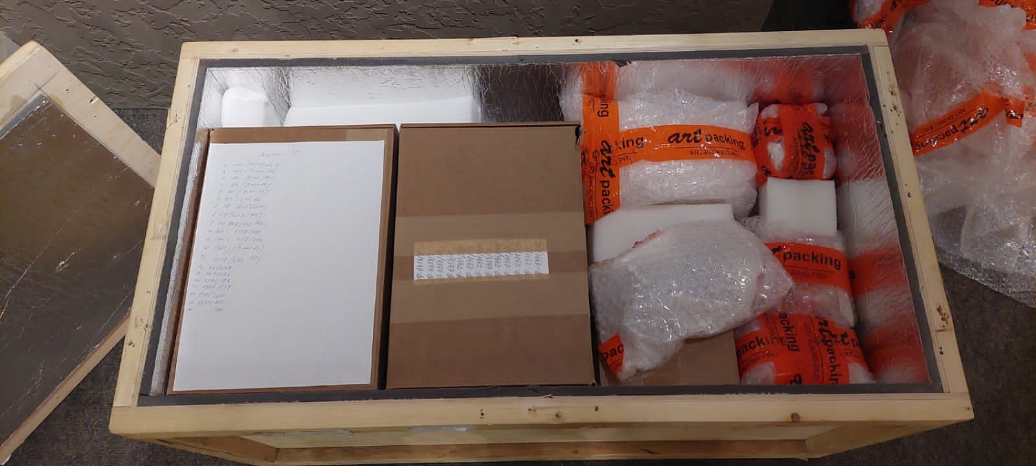 Перевозка, упаковка и монтаж выставки Перекрестки миров Аркаим